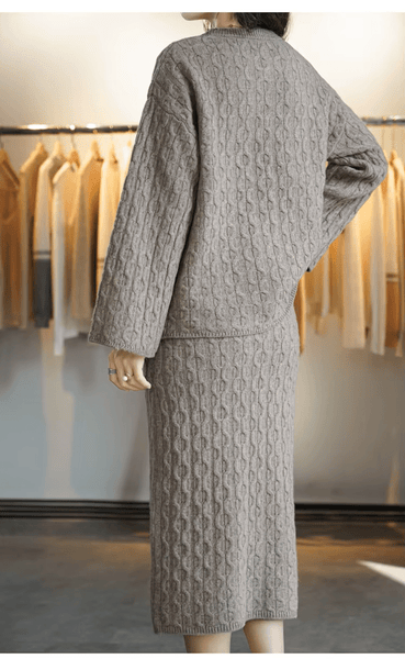 Vintage 100% Merino Wool Pullover Sweater + MIDI Skirt Autumn Set - Wigging It Etc