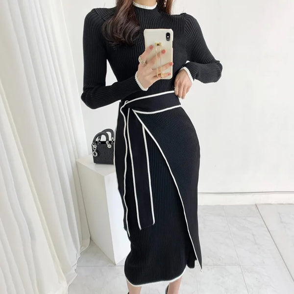 100% Ribbed Cotton Long-Sleeved Curve-Enhancing MIDI Dress