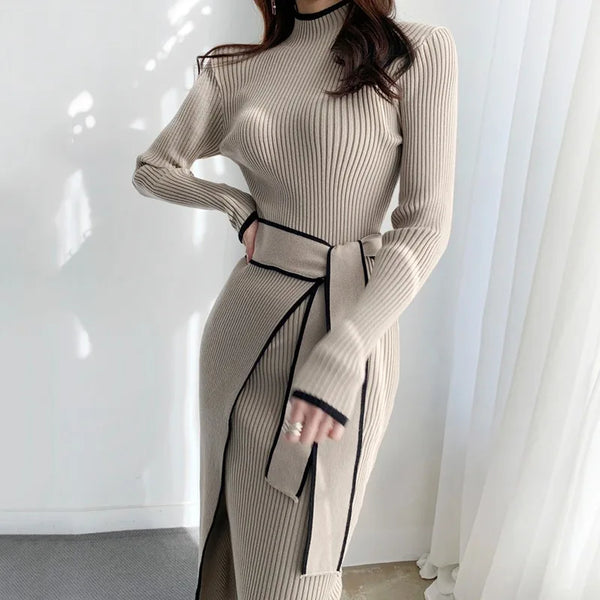 100% Ribbed Cotton Long-Sleeved Curve-Enhancing MIDI Dress