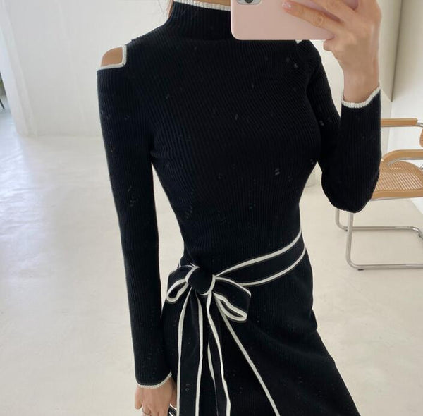 Sleek Hollowed Long-Sleeved Knit Dress