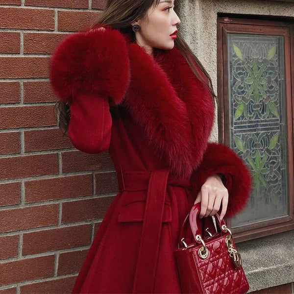Sophisticated Single-Breasted Fur-Trimmed Winter Coat